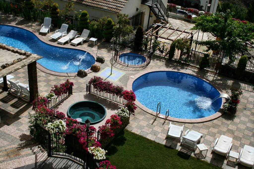 Alojamientos Rurales Benarum Con Spa 알푸하라 데 라 시에라 외부 사진